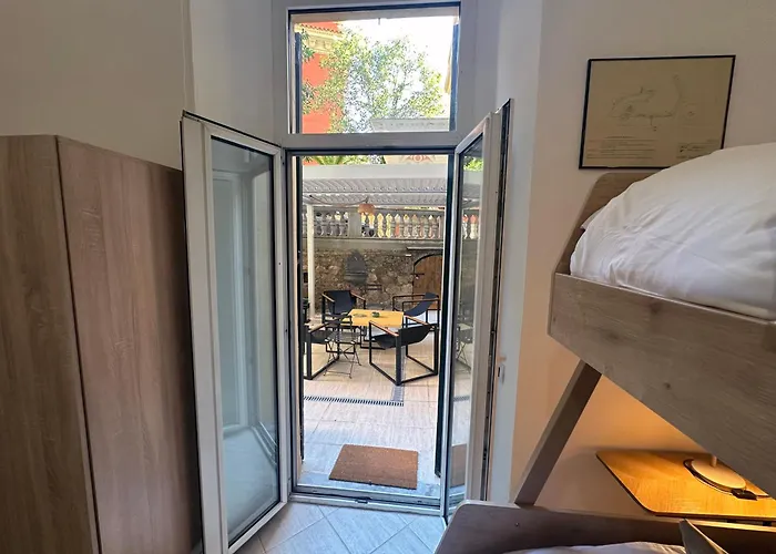 Borghese & Terrace Appartement